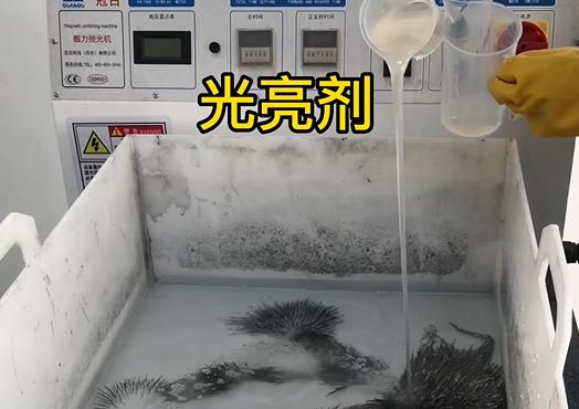 1677563790208487.jpg 抛光液增加CNC机加工铝件金属光泽